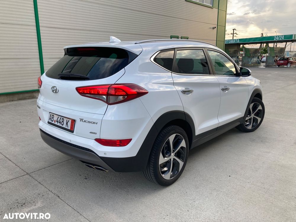 Hyundai Tucson 2.0 CRDI 4WD Premium - 4