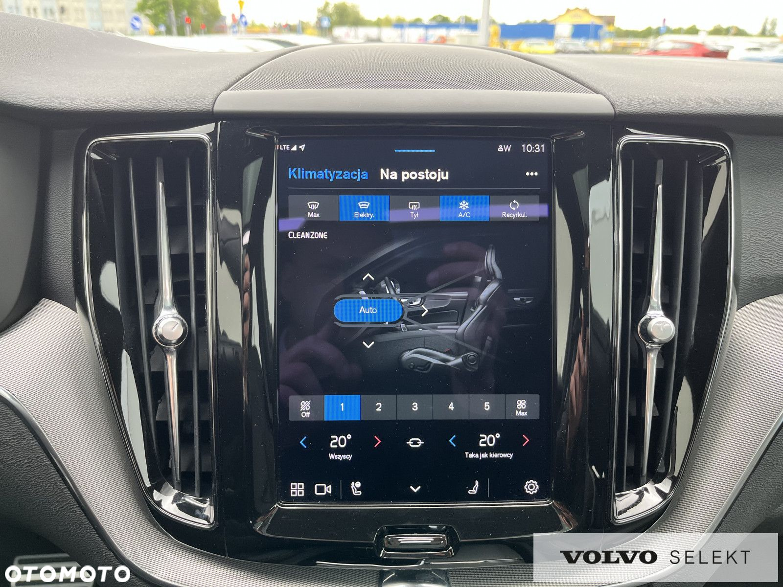 Volvo XC 60 - 18