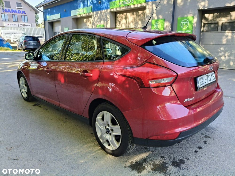 Ford Focus 1.0 EcoBoost 99g Trend - 5