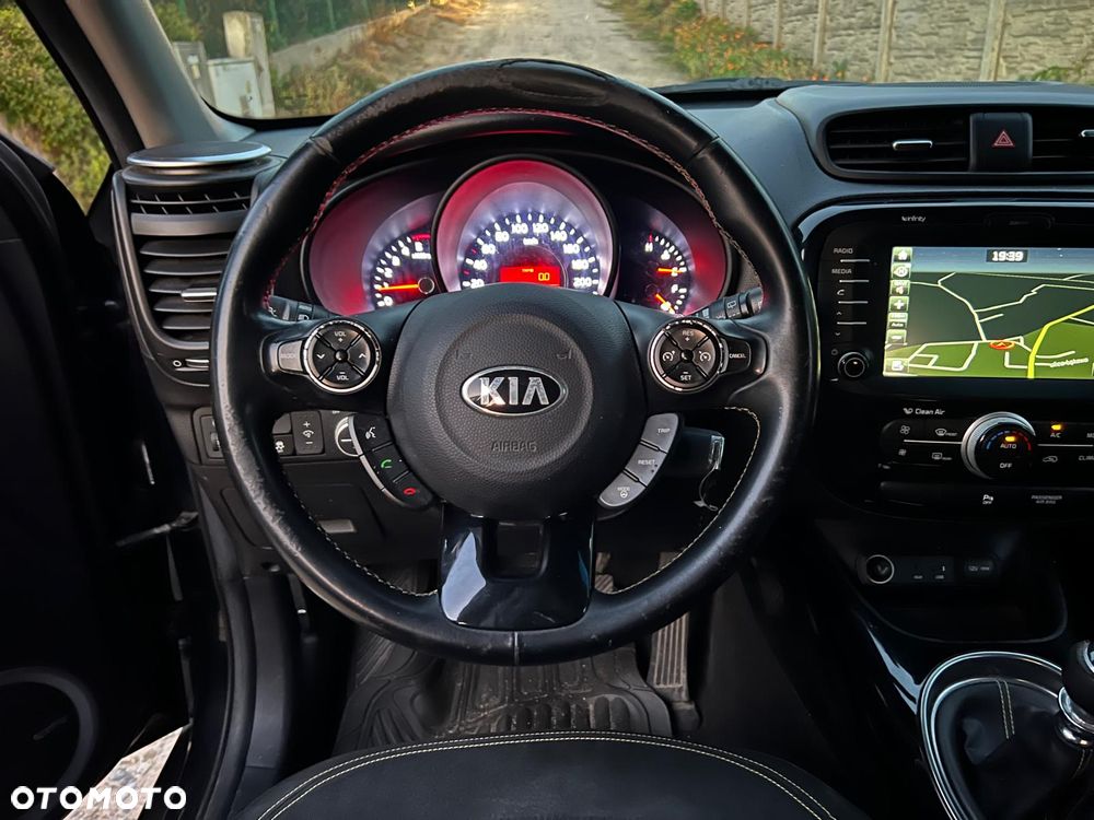 Kia Soul 1.6 CRDI XL - 23