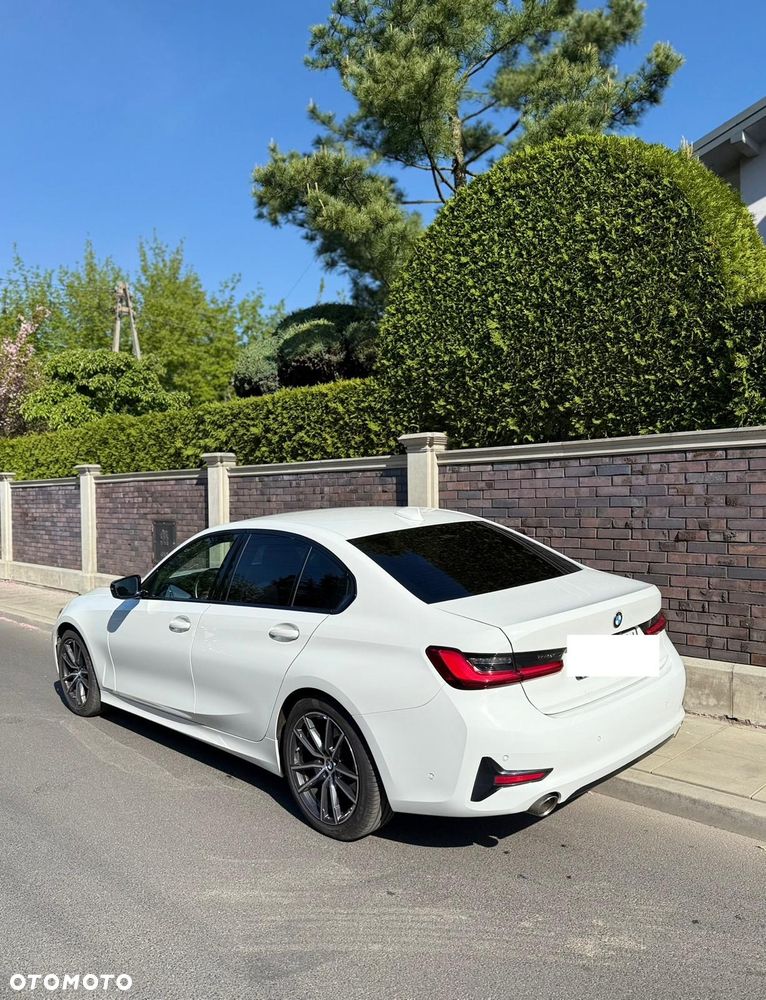 BMW Seria 3 320i GPF Sport Line - 13