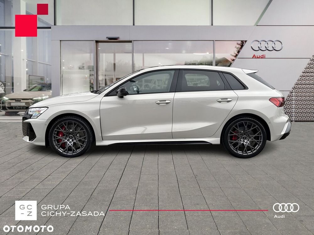 Audi RS3 Sportback - 2