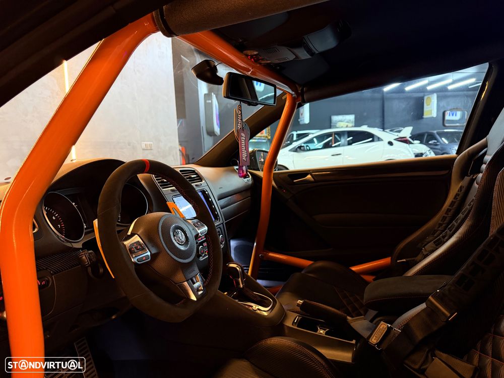 VW Golf 2.0 GTI DSG - 26