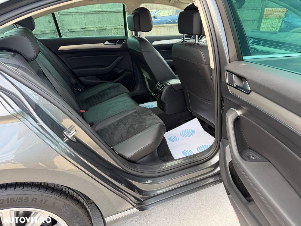 Volkswagen Passat 2.0 TDI SCR DSG Highline - 32