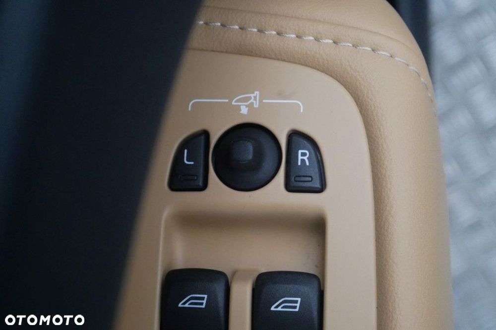 Volvo XC 60 - 36