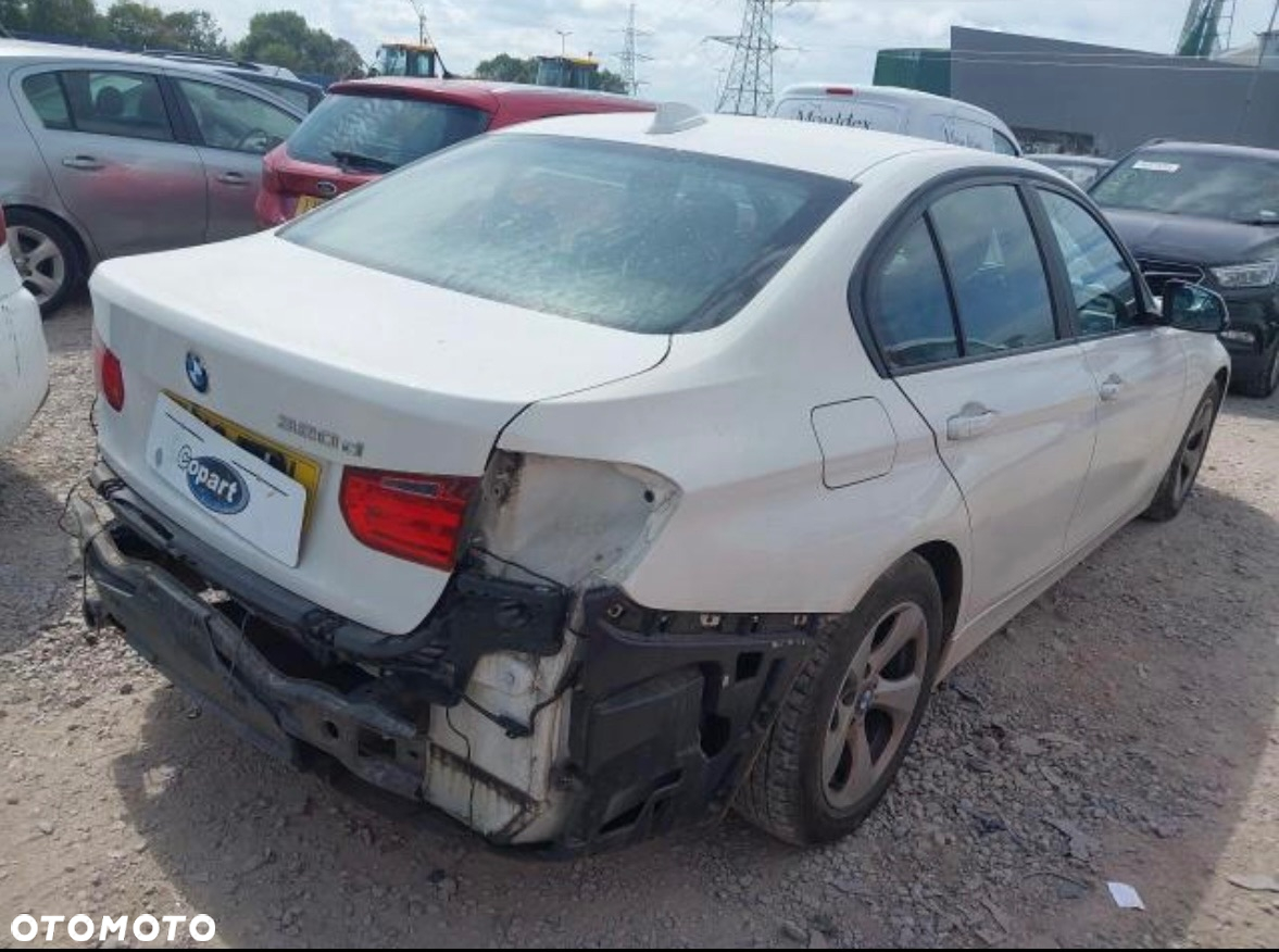 bmw f30 wszystkie części a300 maska ekran nawigacja drzwi błotniki pas przedni chłodnice mcpherson wahacz zawieszenie dach ćwiartka podsufitka radar kierownica poduszki felgi klapa boczki klimatyzacja lusterko listwy - 3