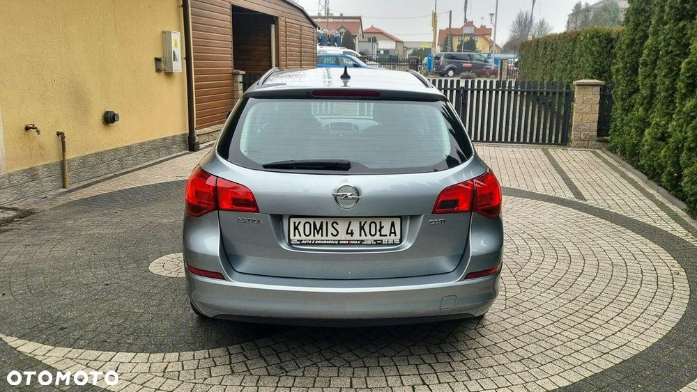 Opel Astra - 4