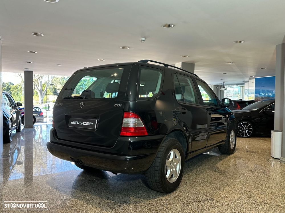 Mercedes-Benz ML 270 - 29