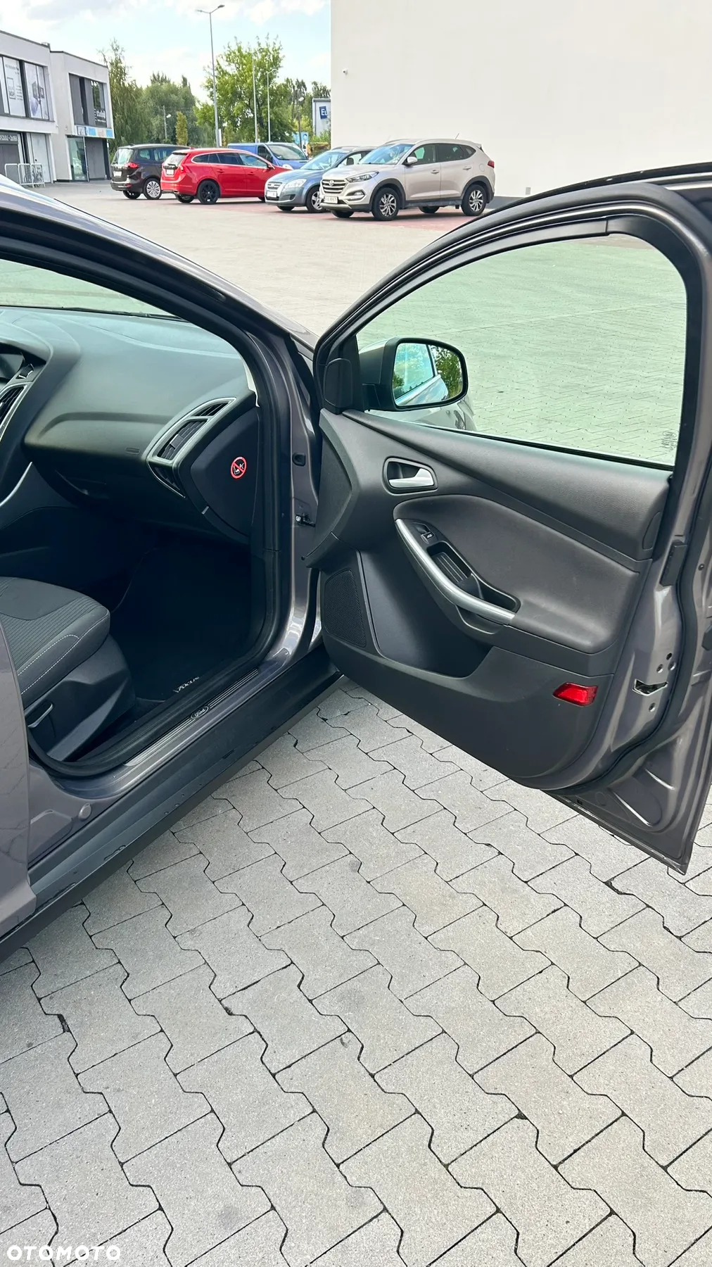 Ford Focus 1.6 TDCi DPF Titanium - 9