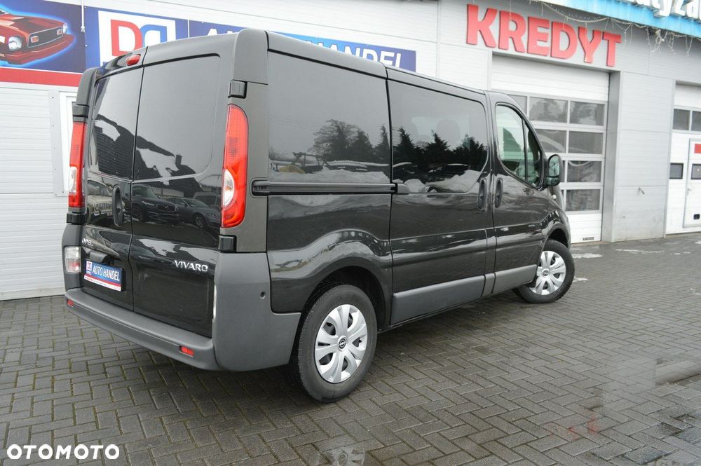 Opel Vivaro - 17