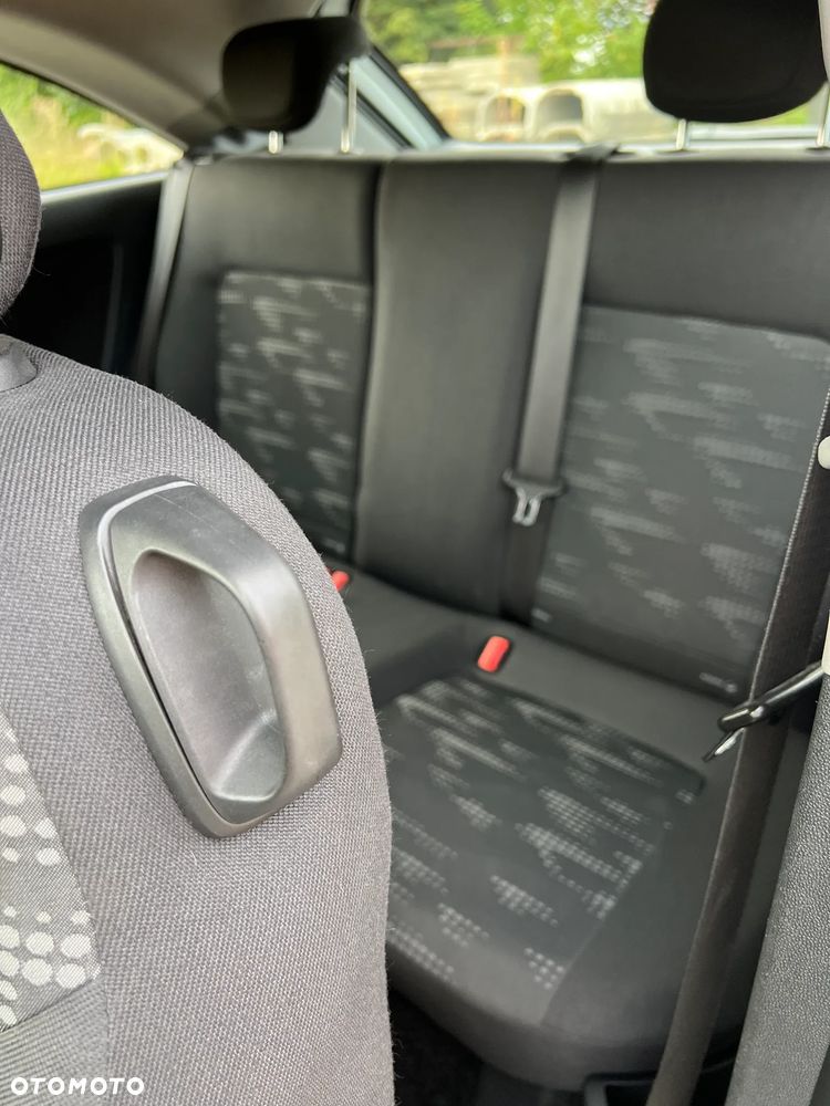 Opel Corsa - 8