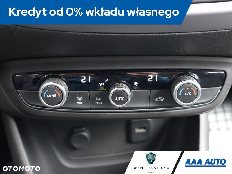 Opel Crossland X - 13
