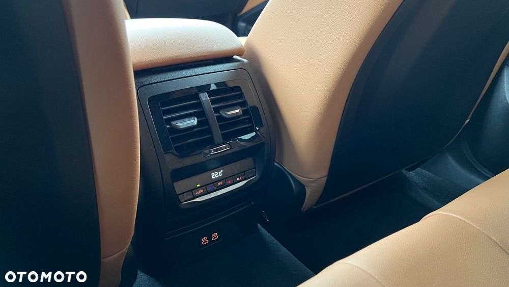 BMW X4 xDrive20d mHEV M Sport sport - 17