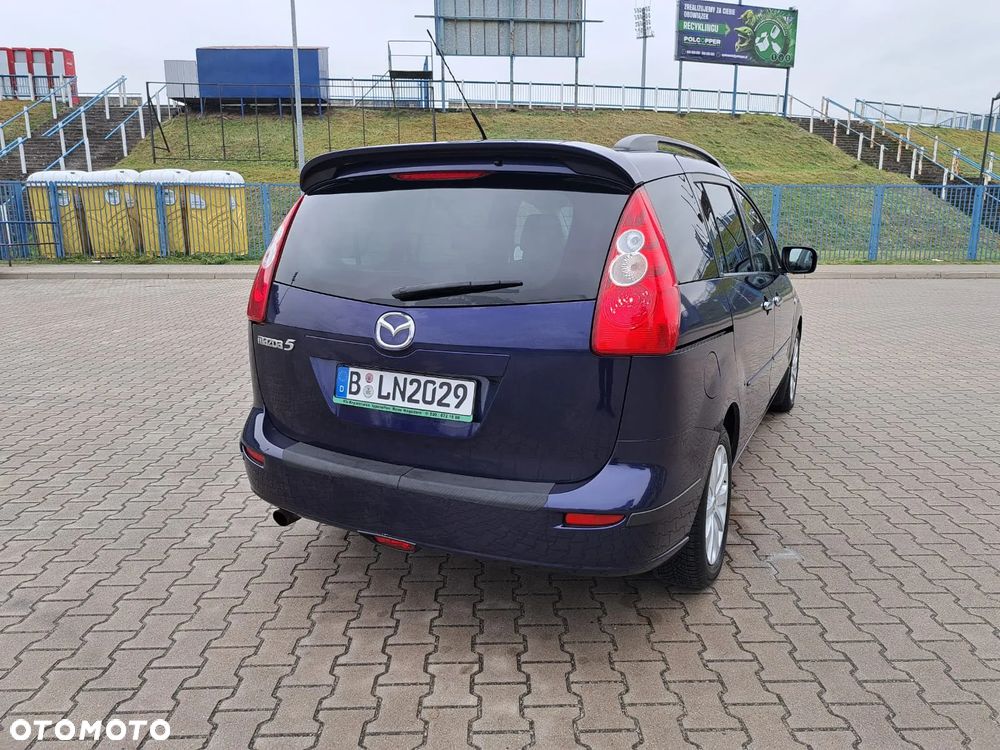 Mazda 5 - 5