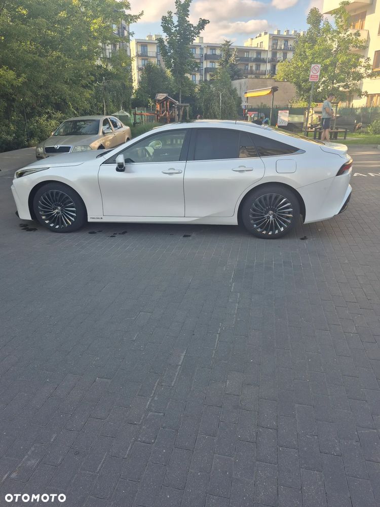 Toyota Mirai Executive - 4