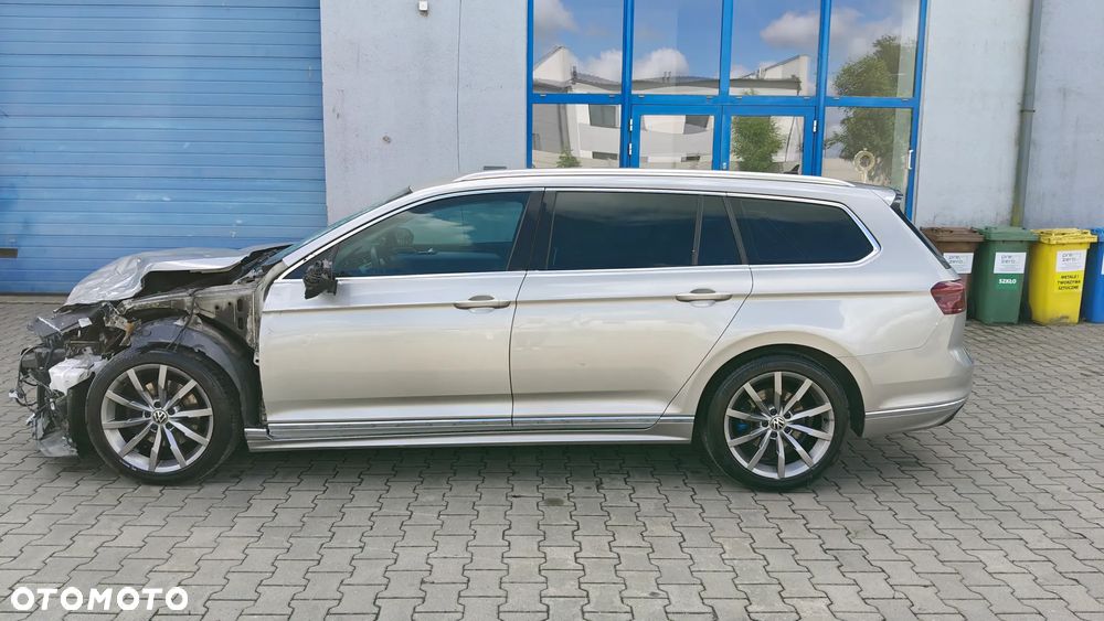 Volkswagen Passat 2.0 TDI SCR DSG - 1