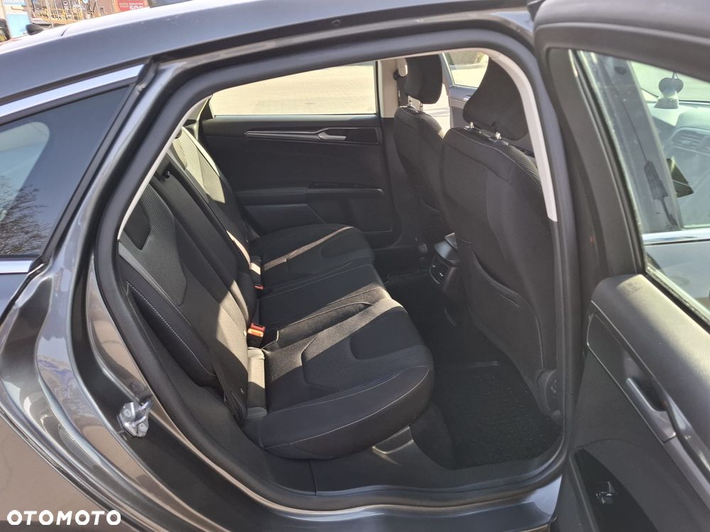 Ford Mondeo 2.0 TDCi Titanium - 8