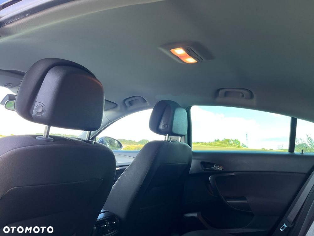 Opel Insignia 1.4 T Edition S&S - 26