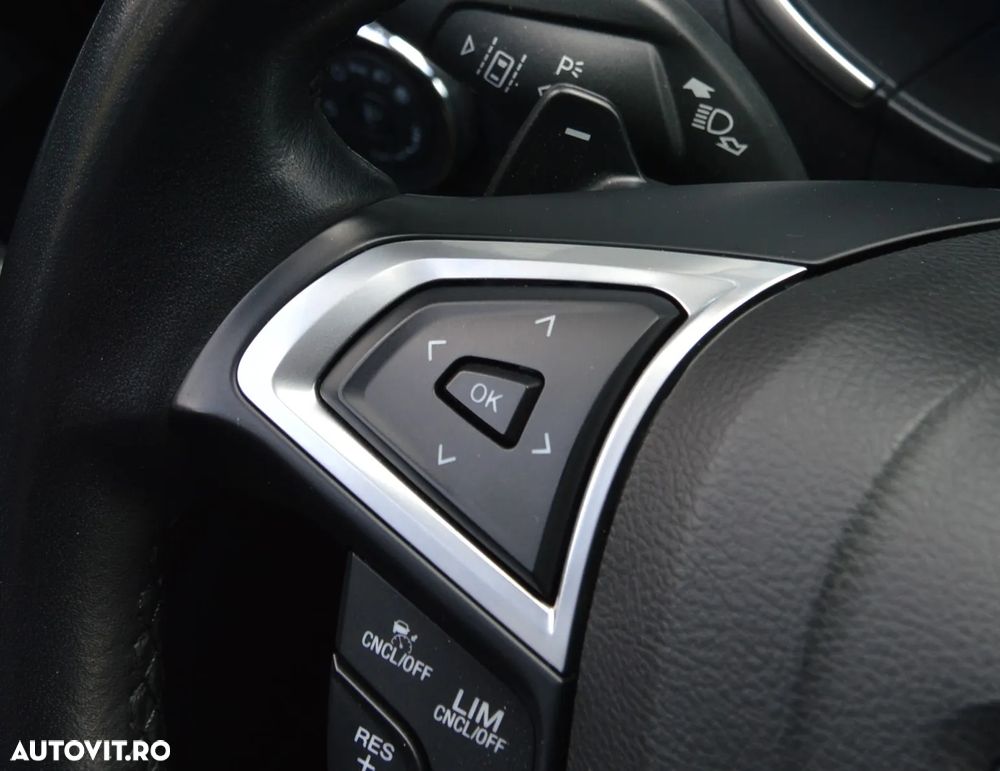 Ford S-Max 2.0 EcoBlue Allrad Aut. Titanium - 28