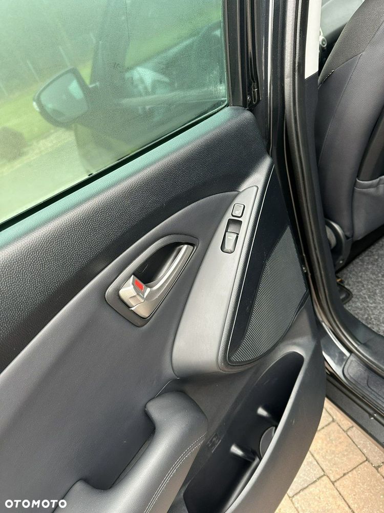 Hyundai ix35 - 33