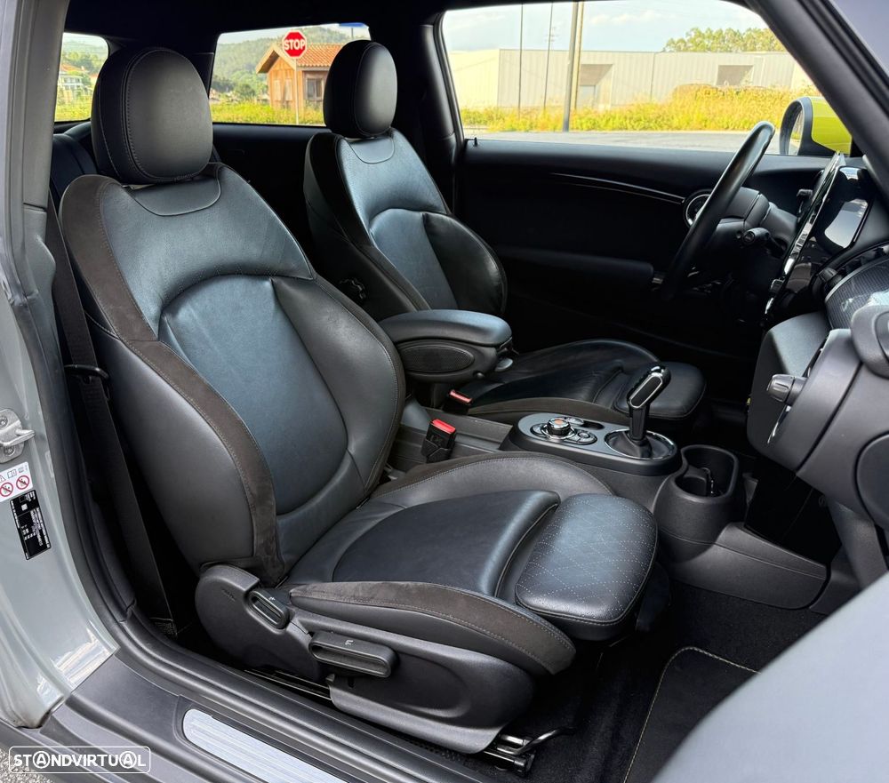 MINI 3 Portas Cooper SE Premium Essential - 30