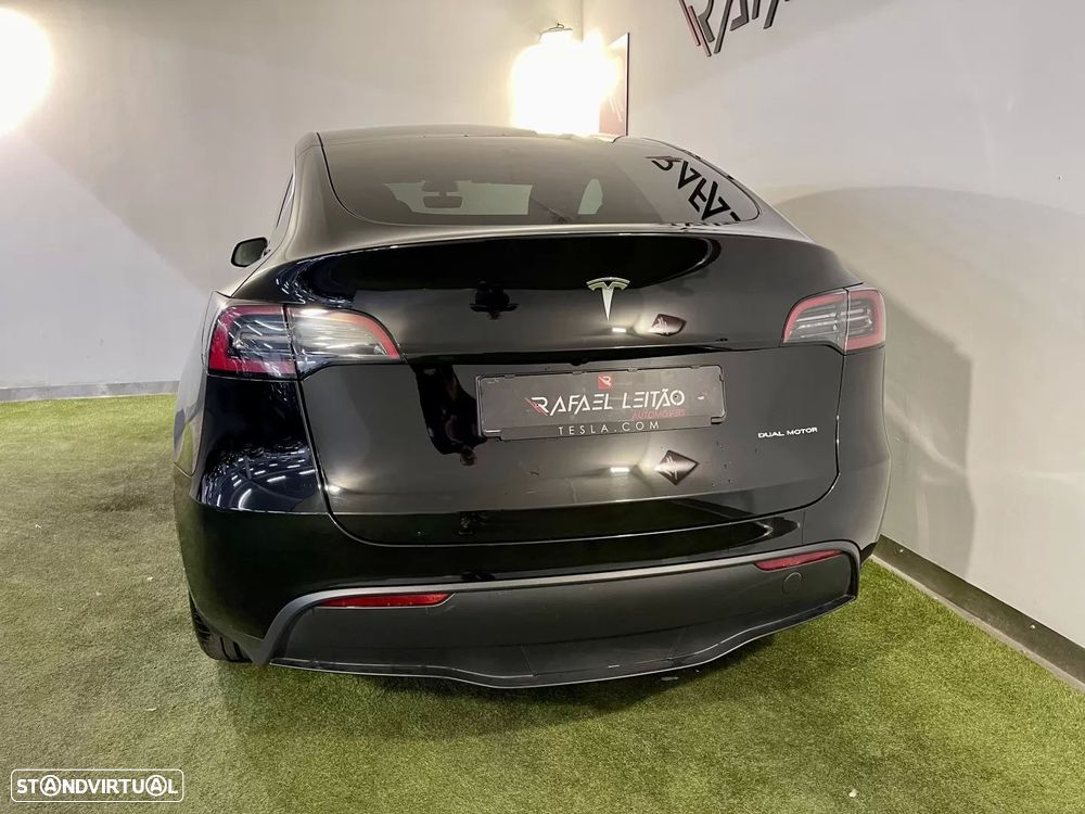 Tesla Model Y Long Range Tração Integral - 11
