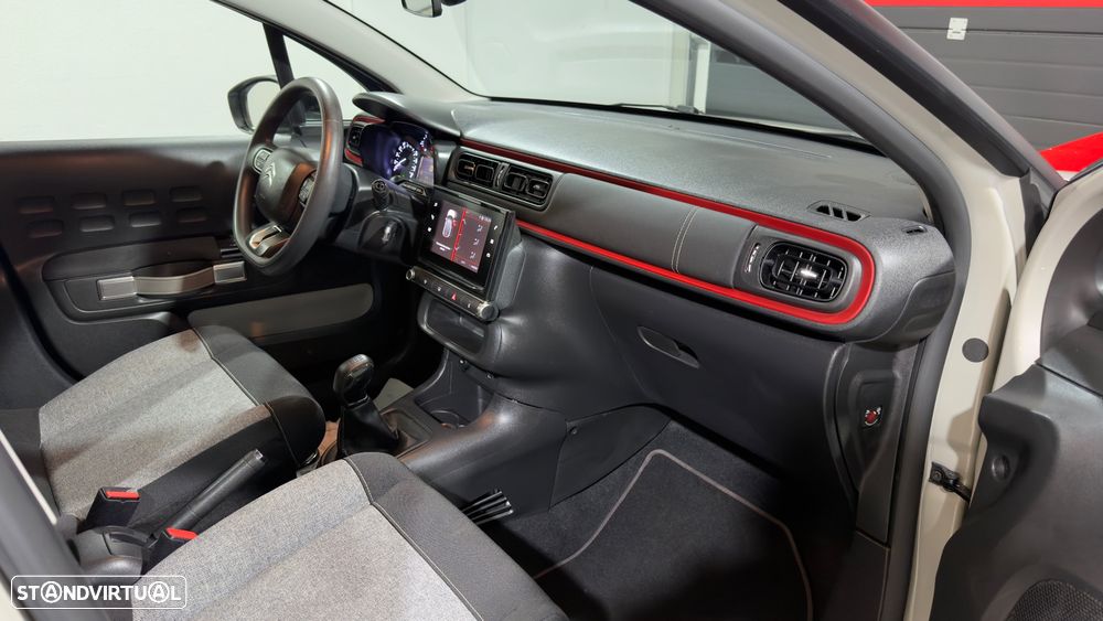 Citroën C3 Pure Tech Shine - 15