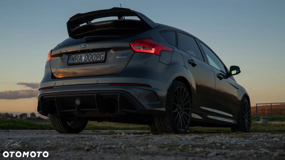 Ford Focus 2.3 EcoBoost RS - 10