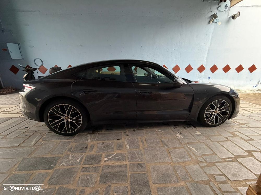 Porsche Taycan Standard - 5