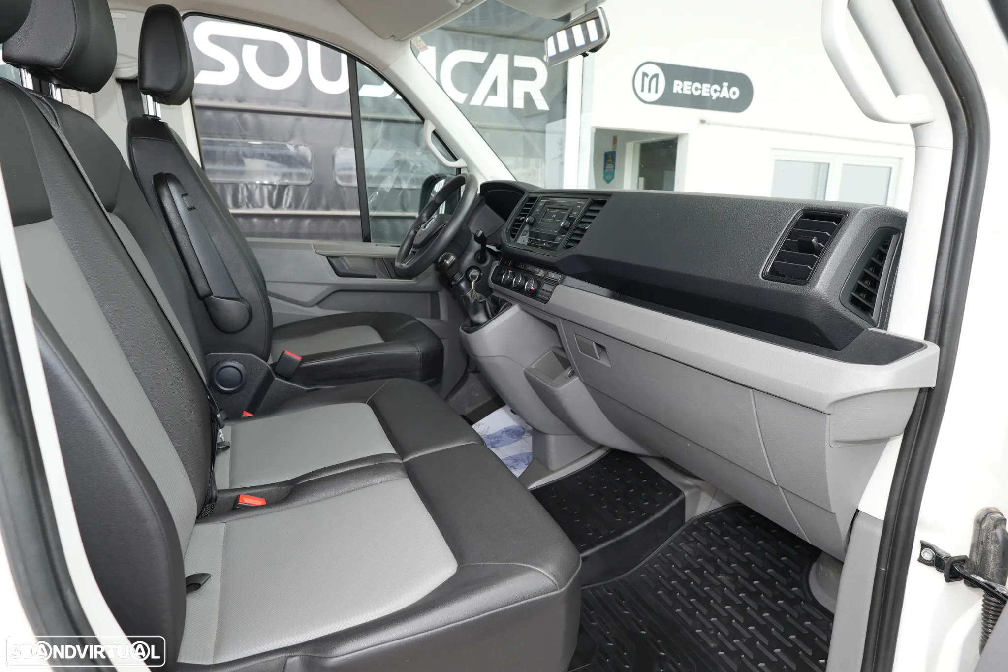 VW Crafter 7Lugares Maxi Longa 2.0TDI 180cv - 10