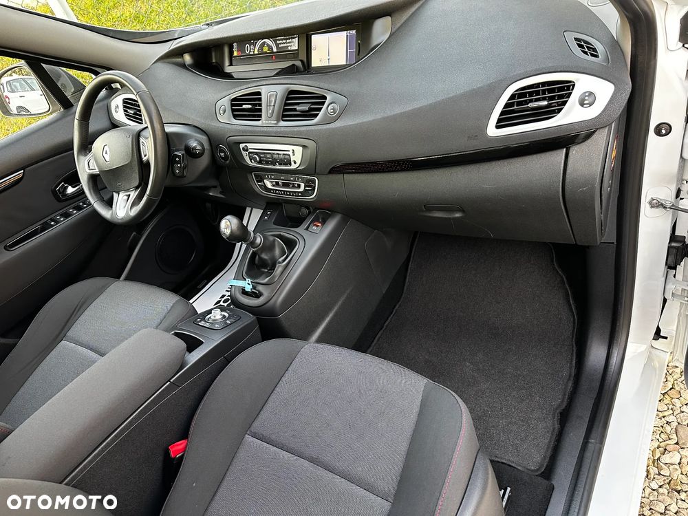 Renault Scenic - 13