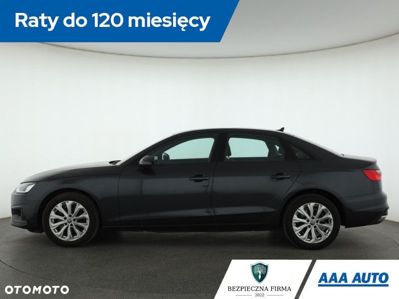 Audi A4 Limousine - 4