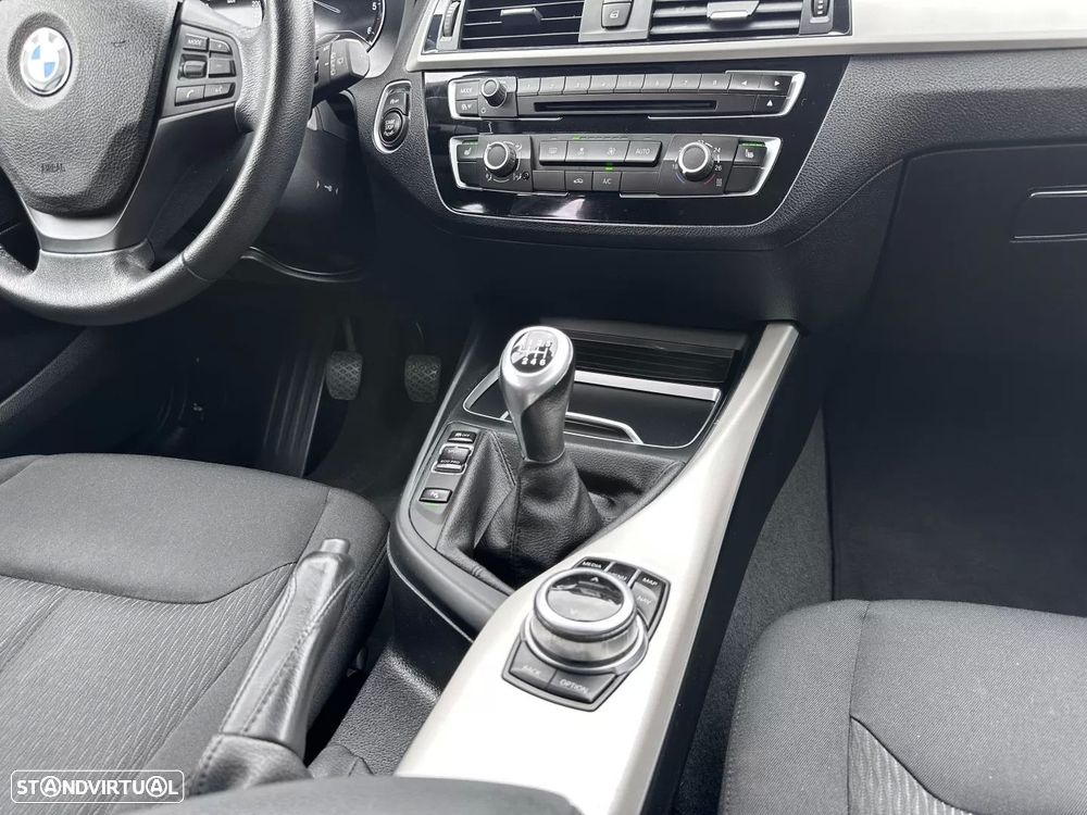 BMW 116 d Sport Line - 48