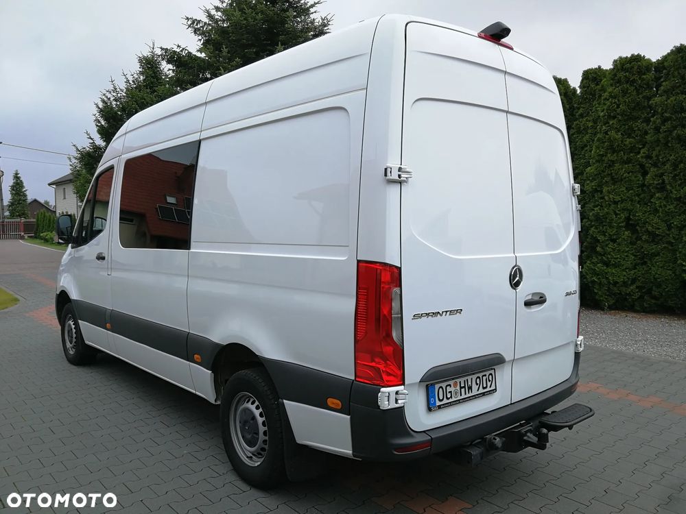 Mercedes-Benz Sprinter 319 - 5