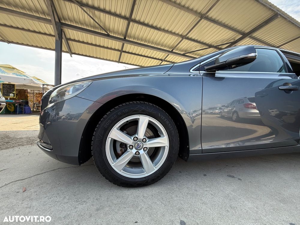 Volvo V40 D2 - 15