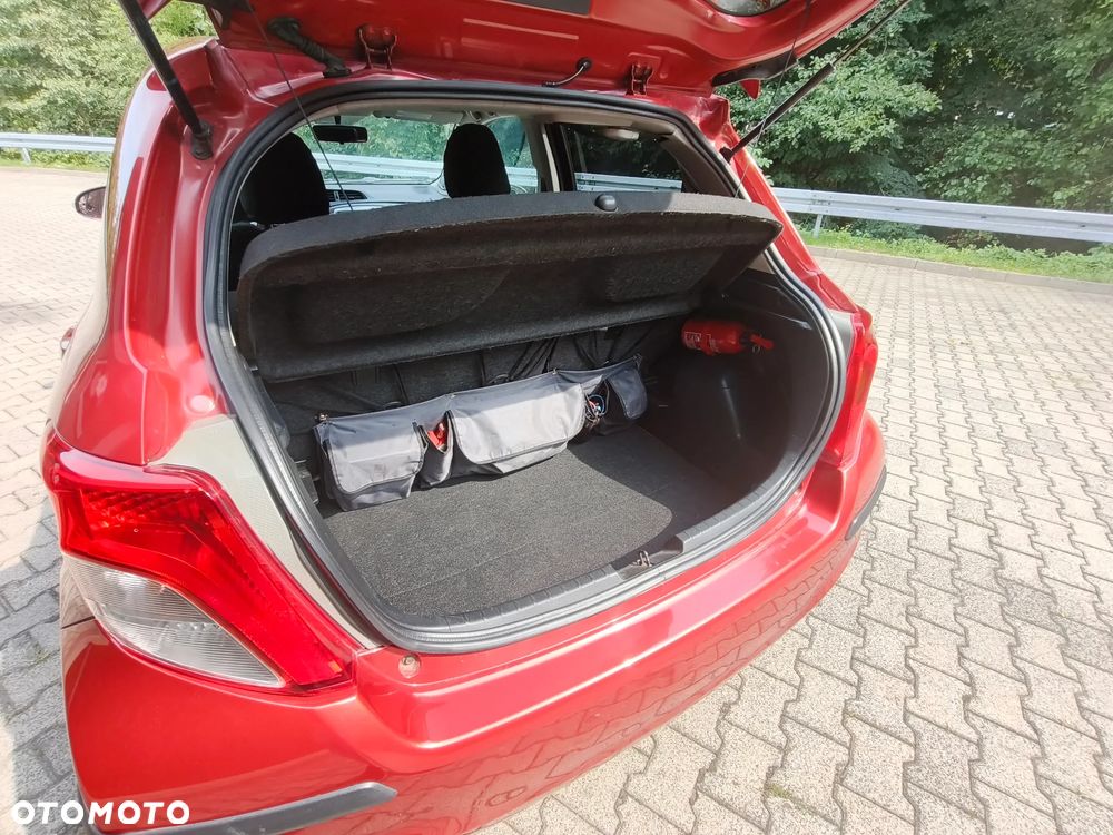 Toyota Yaris 1.33 Dynamic - 6