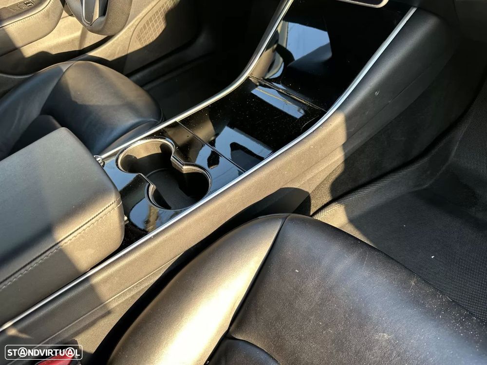 Tesla Model 3 Standard Range Plus RWD - 42