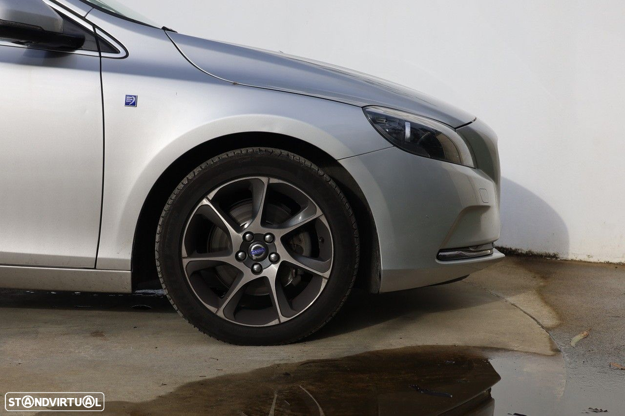 Volvo V40 2.0 D2 VOR - 4