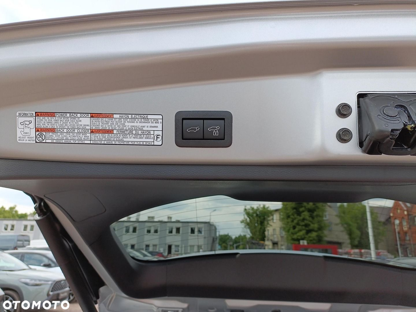 Toyota Corolla Cross 2.0 Hybrid Premiere Edition AWD - 21