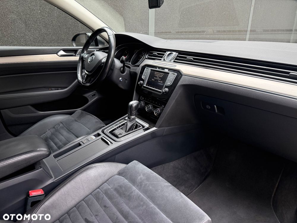 Volkswagen Passat 2.0 TDI BMT Highline DSG - 19