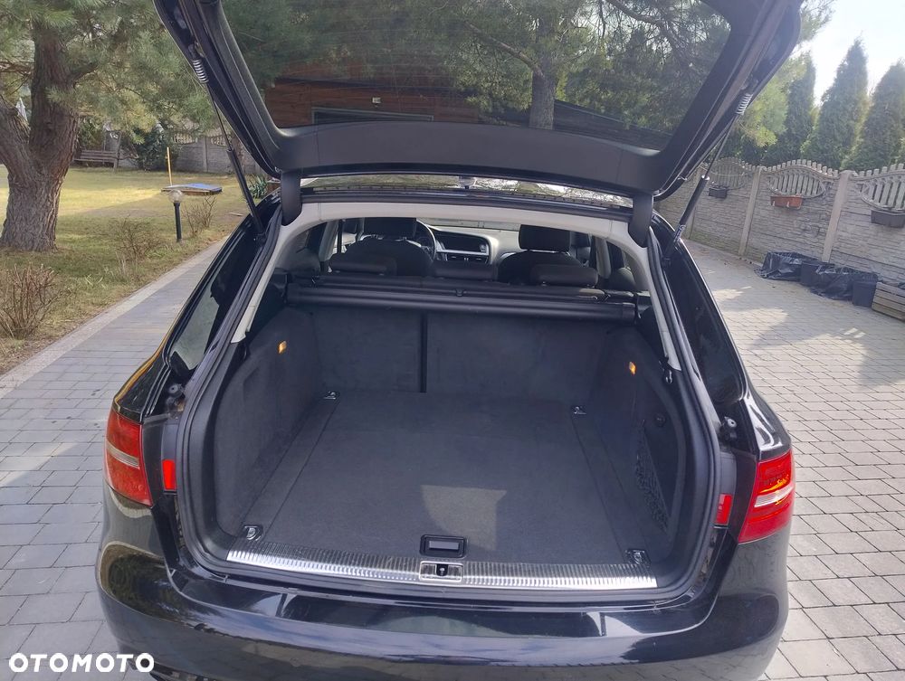 Audi A4 Avant - 8