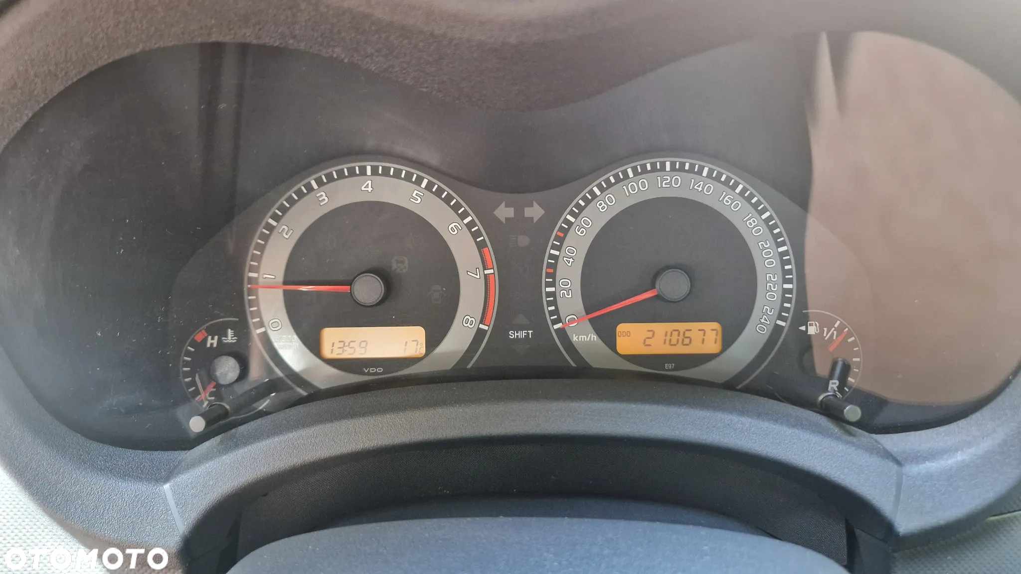 Toyota Auris 1.6 Prestige - 15