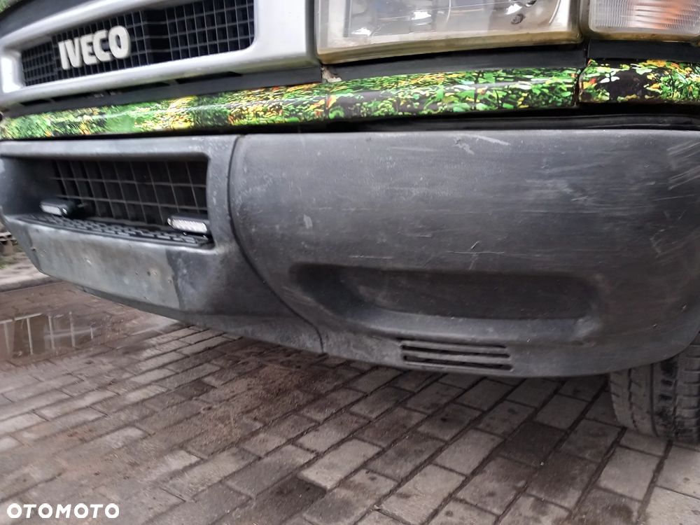 IVECO DAILY ZDERZAK PRZEDNI PRZÓD - 4