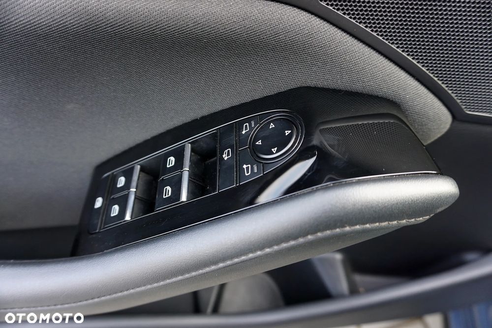 Mazda 3 2.0 mHEV Kanjo - 11