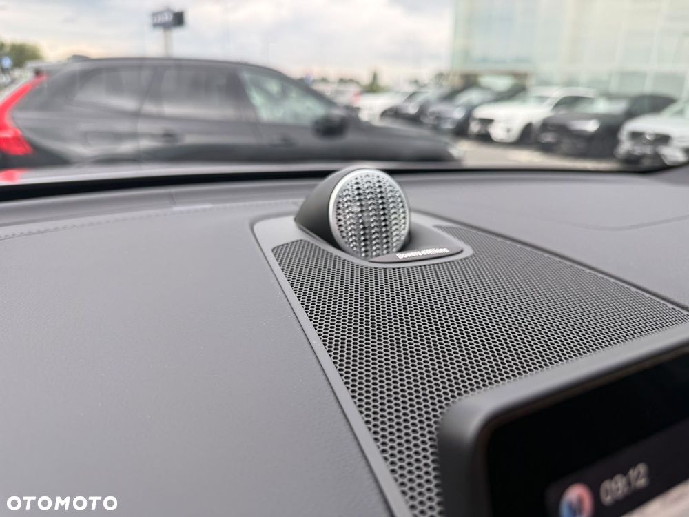 Volvo XC 60 - 32