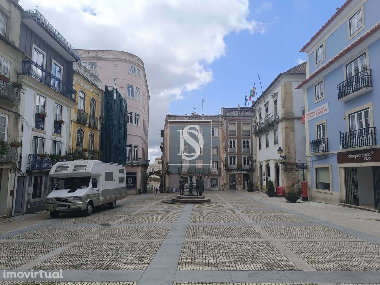 Prédio - Abrantes - Grande imagem: 4/51