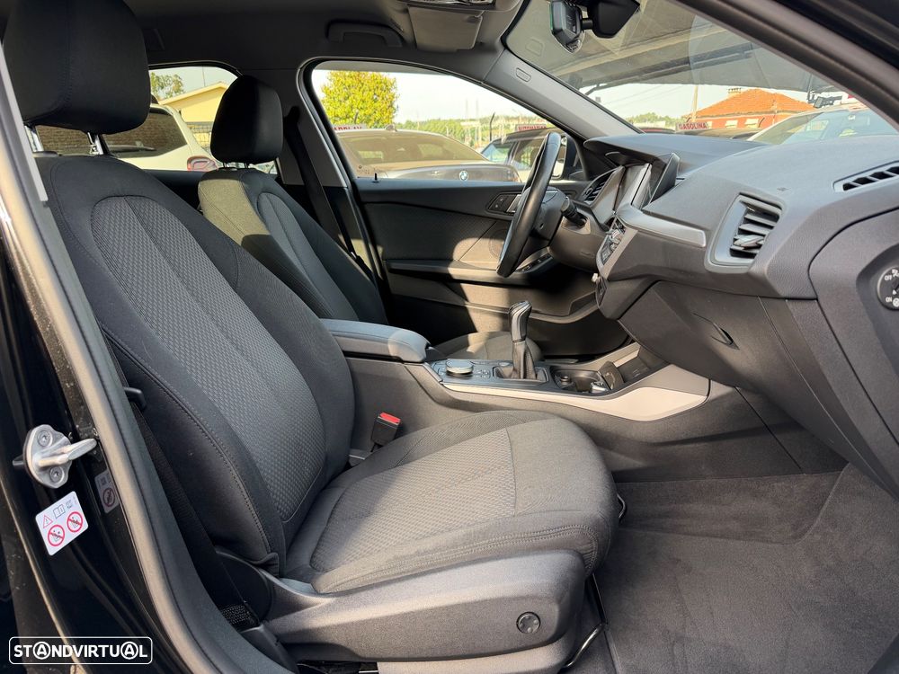BMW 116 i Line Sport - 13