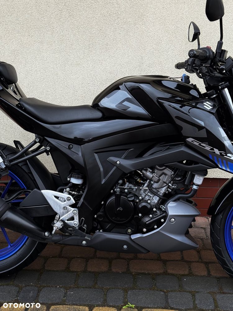 Suzuki GSX - 9
