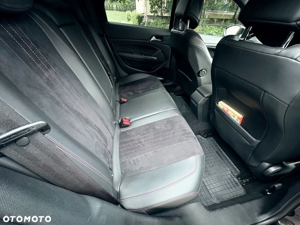Peugeot 308 1.2 PureTech GPF GT Pack S&S EAT8 - 24