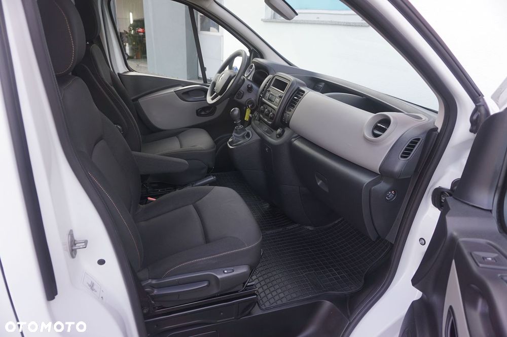 Renault TRAFIC - 14